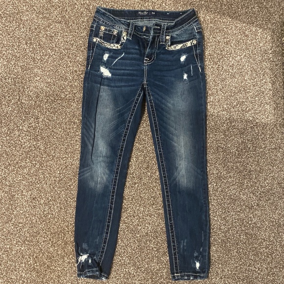 BEAUTIFULLY EMBELLISHED MISS ME mid rise ankle skinny 26x27 - Picture 4 of 7